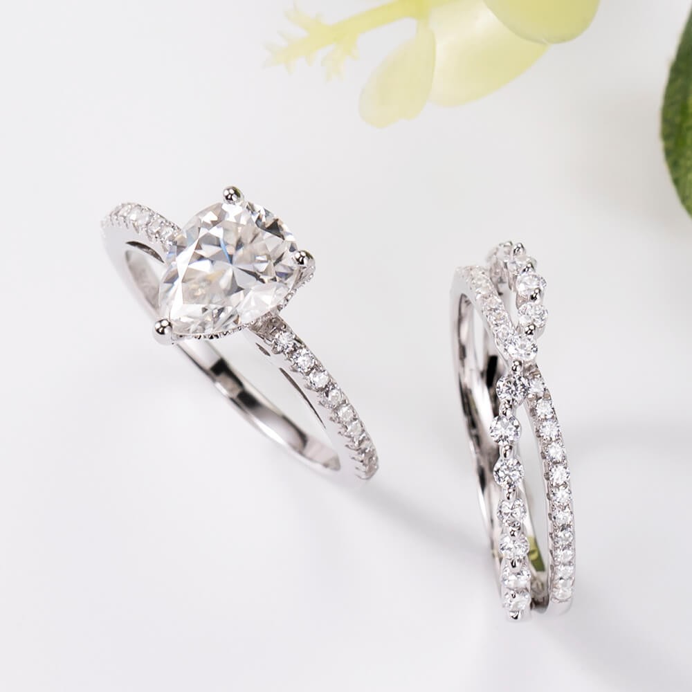 Unique Pear Cut White Sapphire Sterling Silver Solitaire Bridal Ring Sets