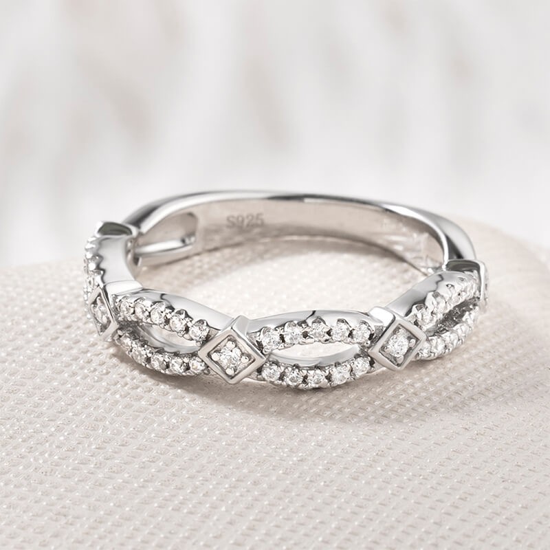 Infinity Round Cut White Sapphire Linked 925 Sterling Silver Women's Wedding Band