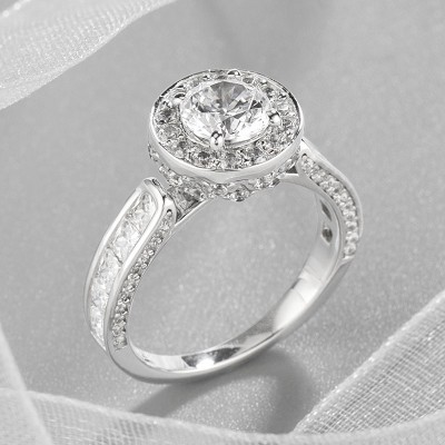 Round Cut White Sapphire 925 Sterling Silver Halo Engagement Ring