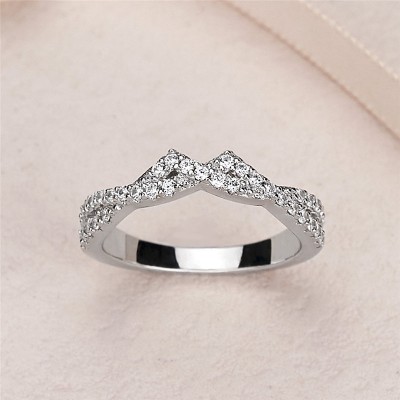 Round Cut White Sapphire 925 Sterling Silver Women's Wedding Band