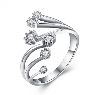 Elegant Round Cut White Sapphire S925 Silver Promise Rings