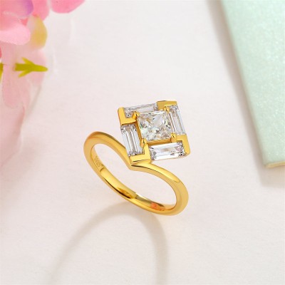 Yellow Gold Princess Cut White Sapphire 925 Sterling Silver Geometric Curved Halo Engagement Ring