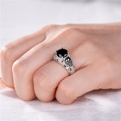 Round Cut Black Sapphire 925 Sterling Silver Skull Ring