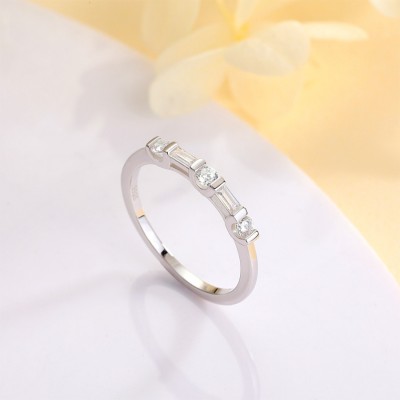 Simple Round Cut White Sapphire 925 Sterling Silver 3-Stone Wedding Band