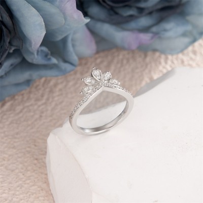 Round Cut White Sapphire 925 Sterling Silver Crown Women's Band