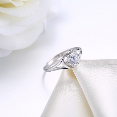 Round Cut Nice White Sapphire S925 Silver Engagement Rings